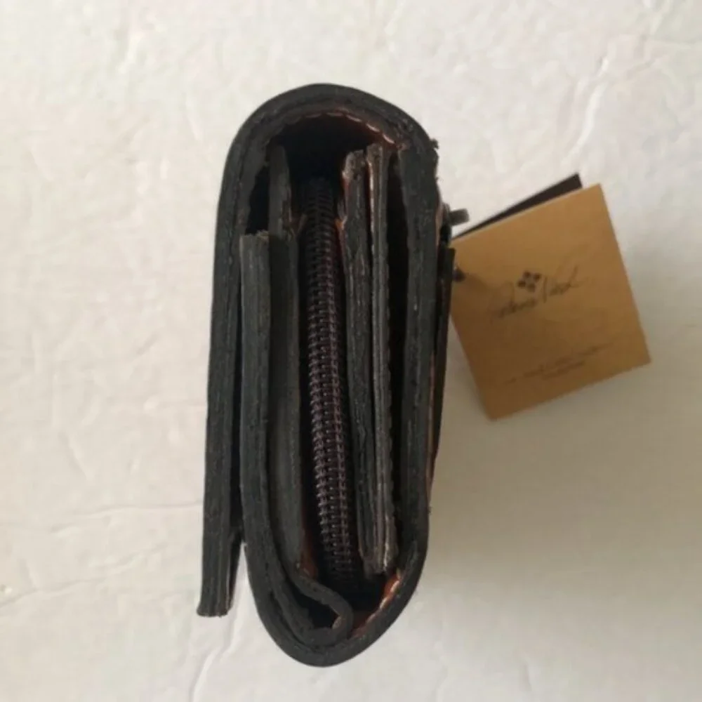 Patricia Nash Wallet Tooled Tri-fold Cametti Leather Florence Brown